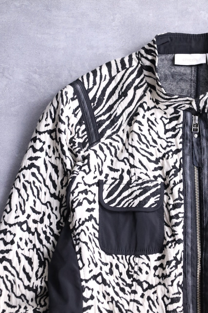CHICO'S zebra pattern jacket white-black