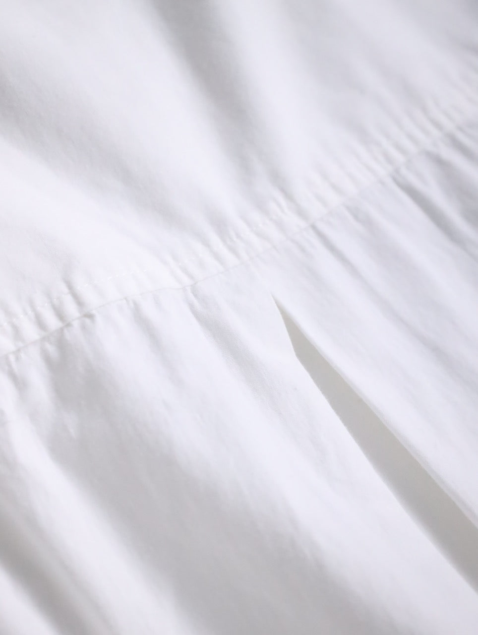 le chateau big collar shirt white
