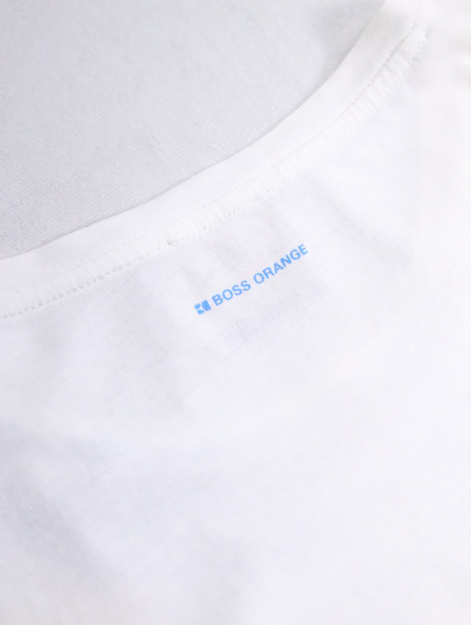 color print design tee white-multi