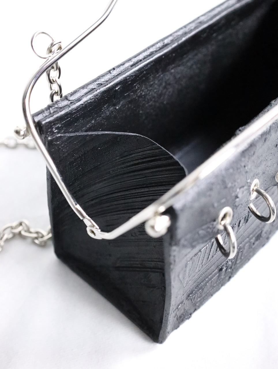 kagari yusuke chatelaine bag black