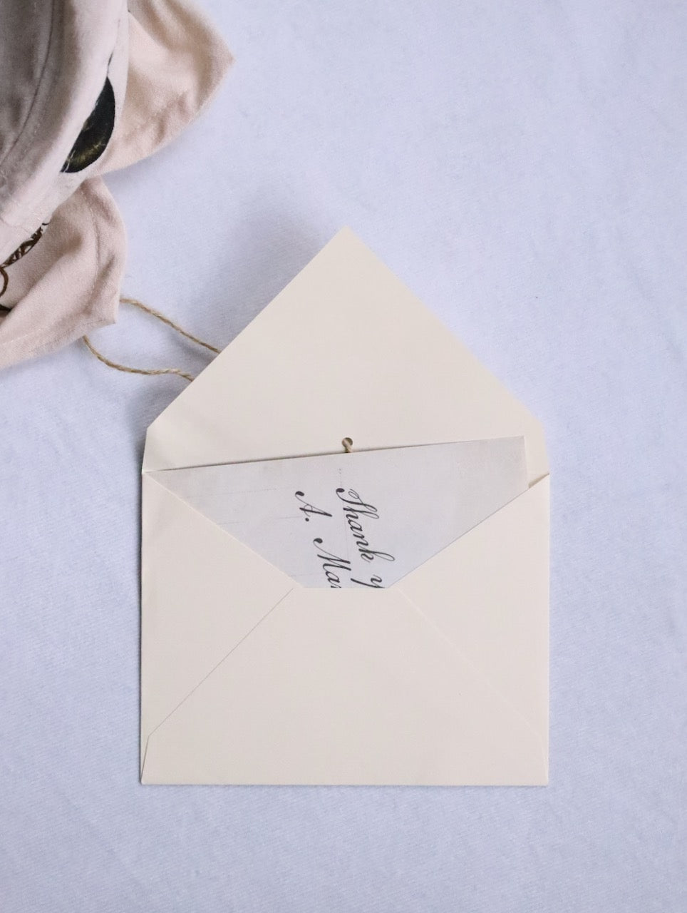 Aleksandr Manamis white