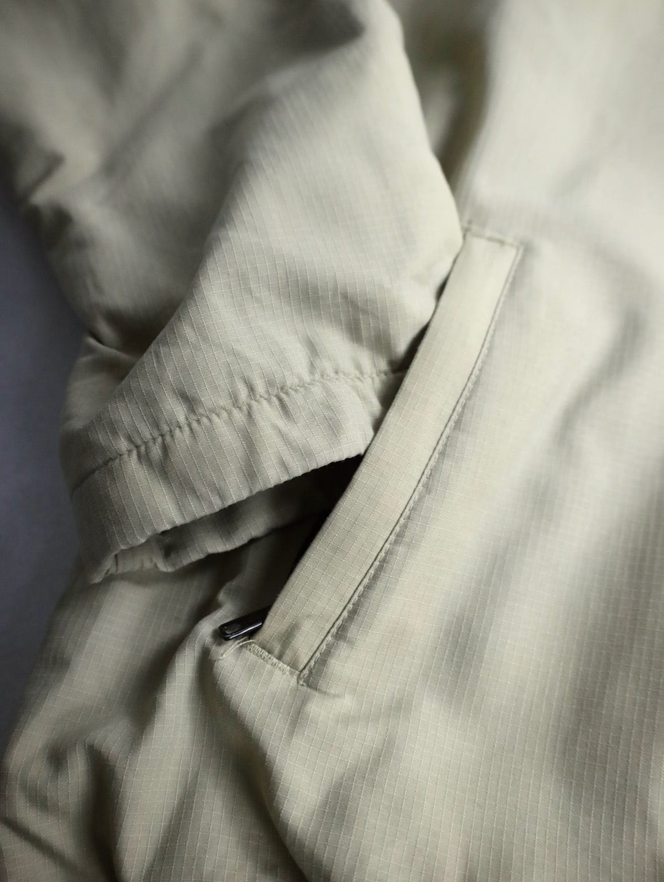 Carhartt ripstop nylon jacket beige