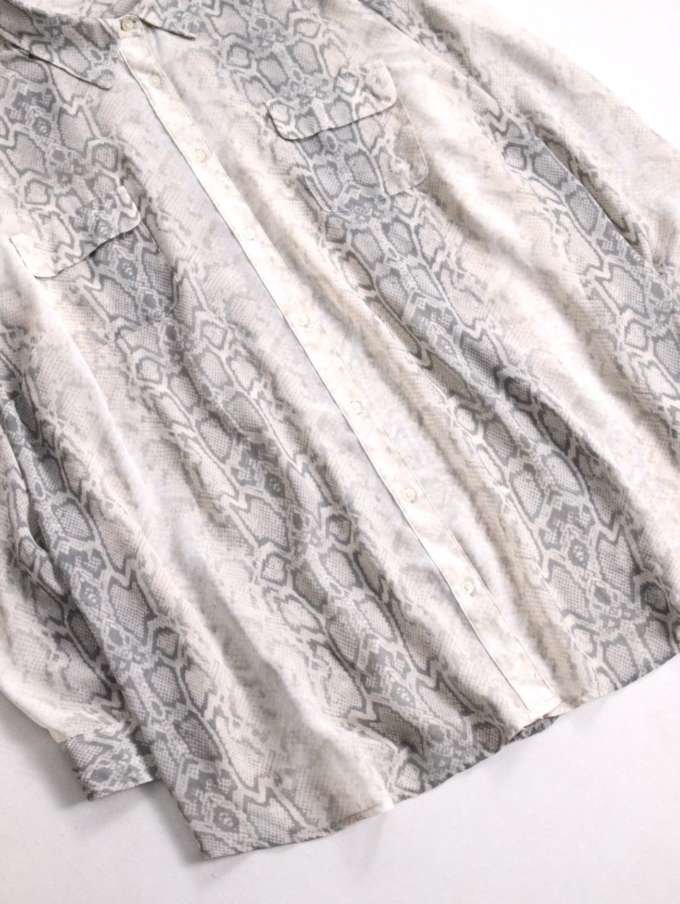 OLD NAVY python pattern sheer shirt ivory-gray