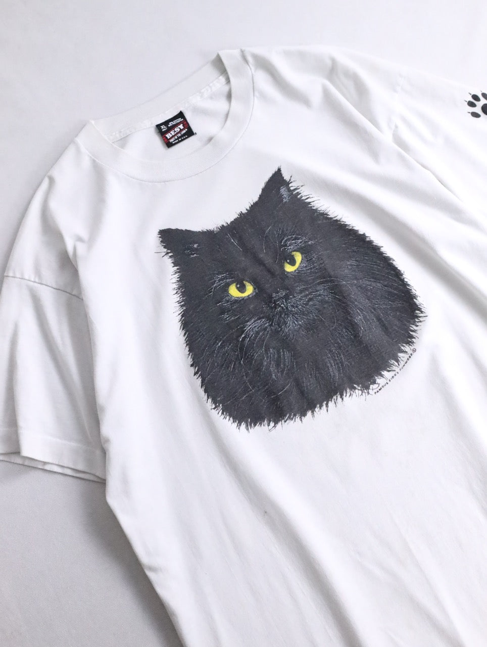 90s Fruit of the room cat print tee white-black