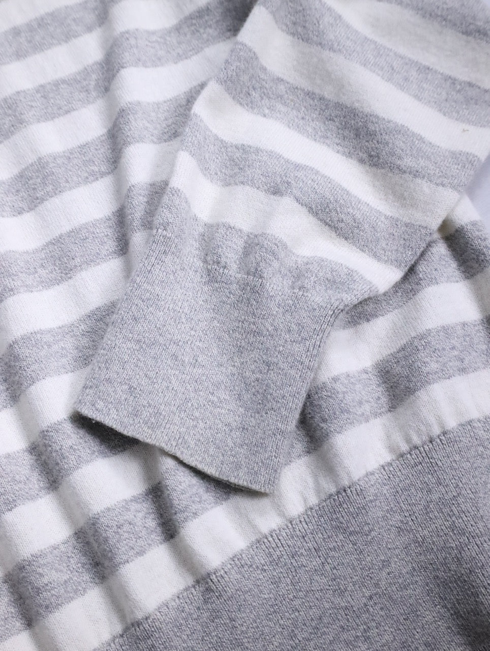 BANANA REPUBLIC cotton cashmere border sweater gray-white