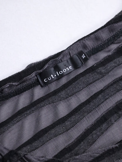 sheer border L/S cutsew black-gray