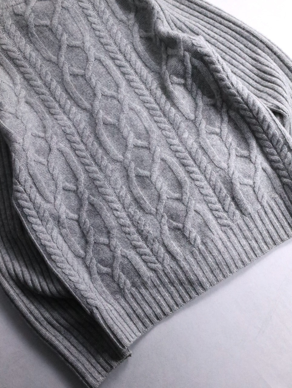 Paul Stuart cotton cashmere cable drivers knit rightgray