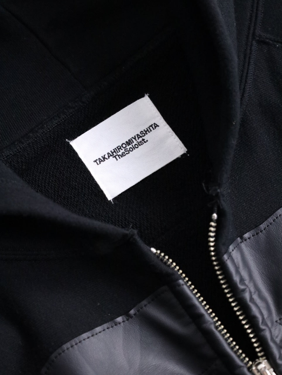 TAKAHIROMIYASHITATheSoloist. bone design zip hoodie black