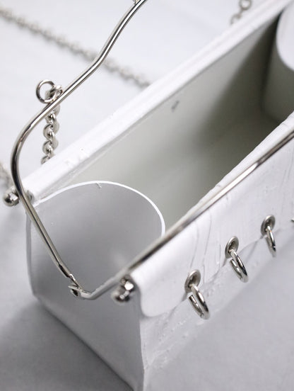 kagari yusuke chatelaine bag white