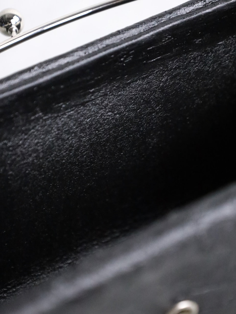 kagari yusuke chatelaine bag black