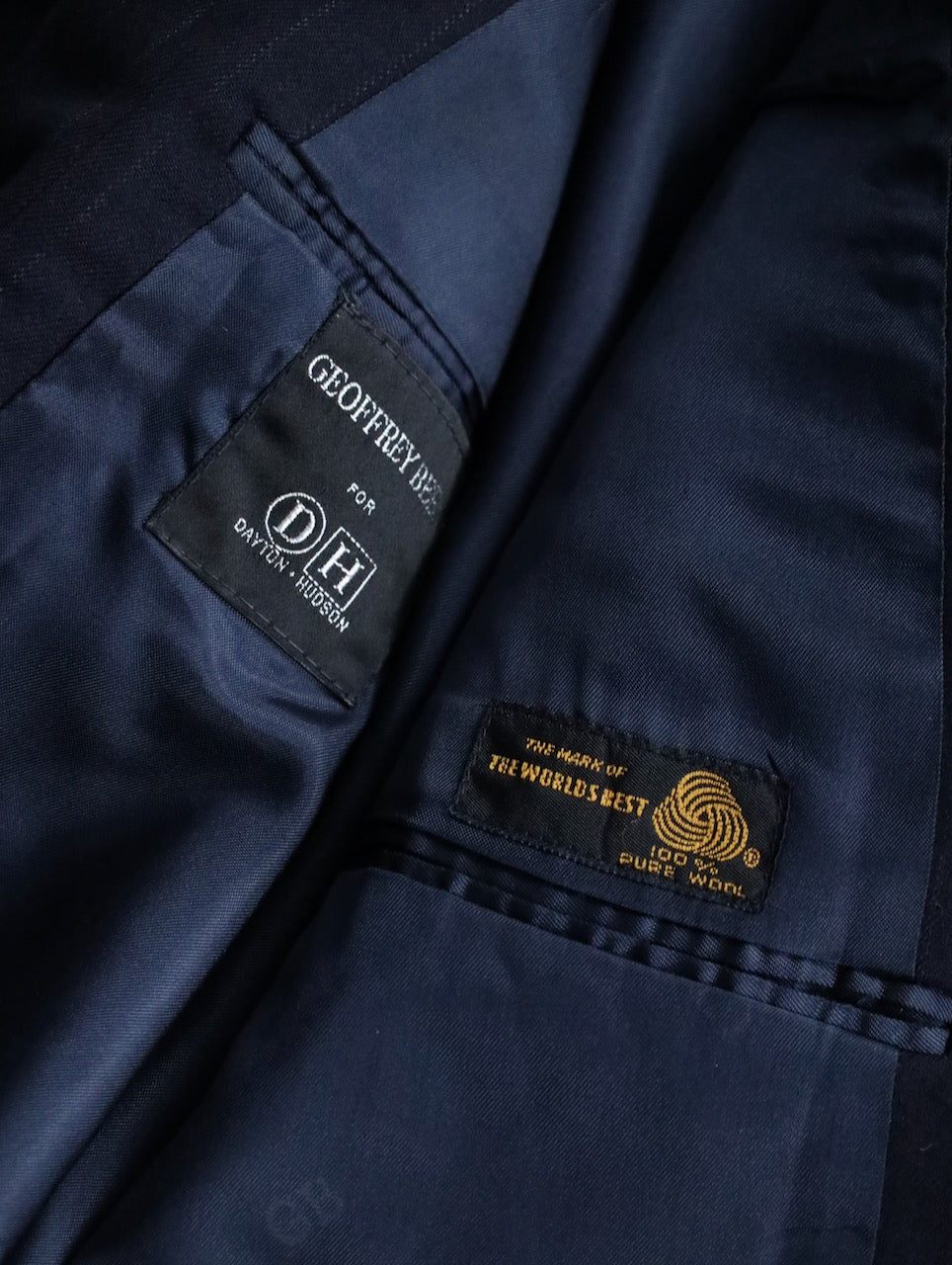 GEFOFFREY BEENE stripe tailred jacket 2B navy