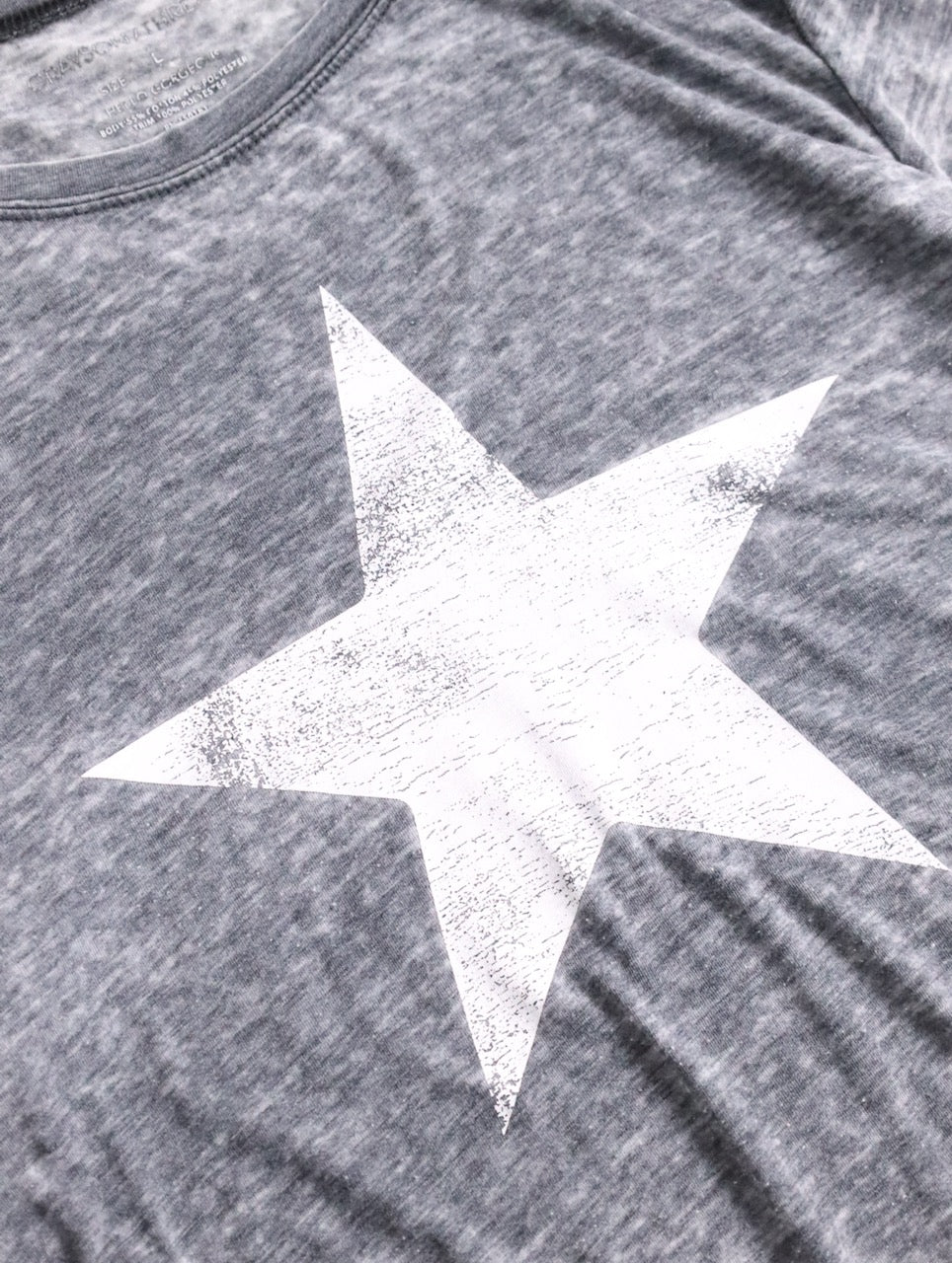 star print sheer tee black-white