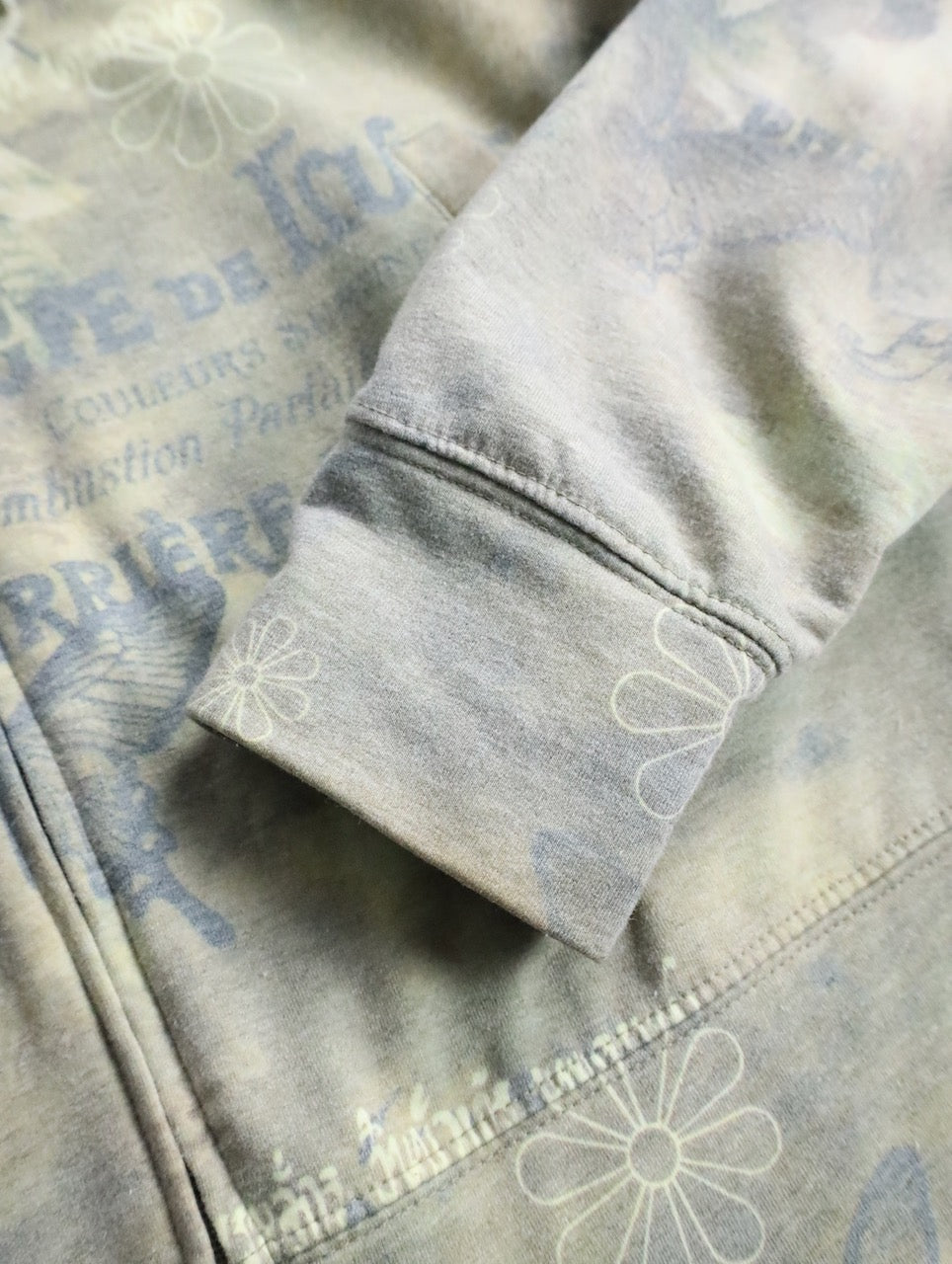 flower pattern zip hoodie beige