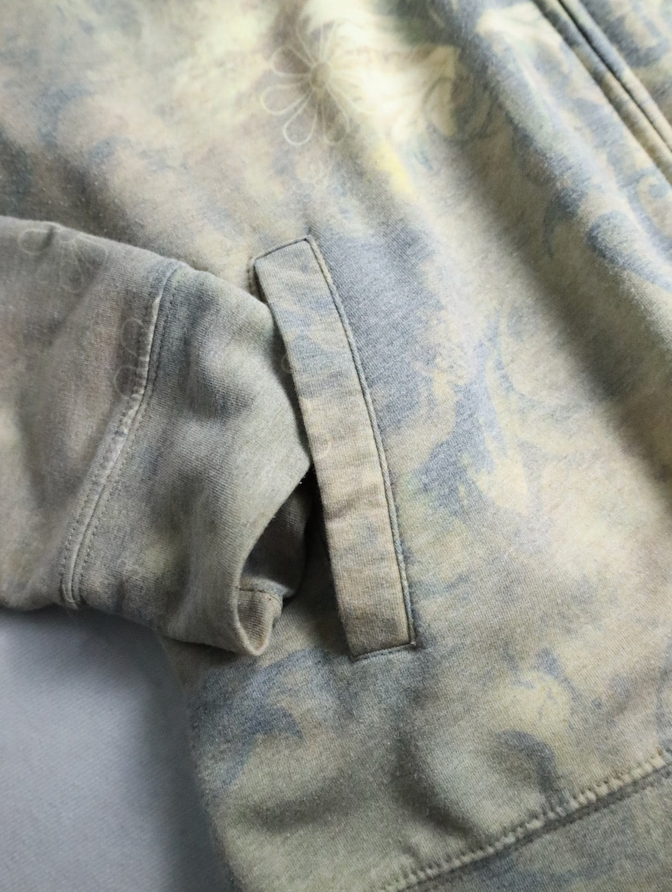 flower pattern zip hoodie beige