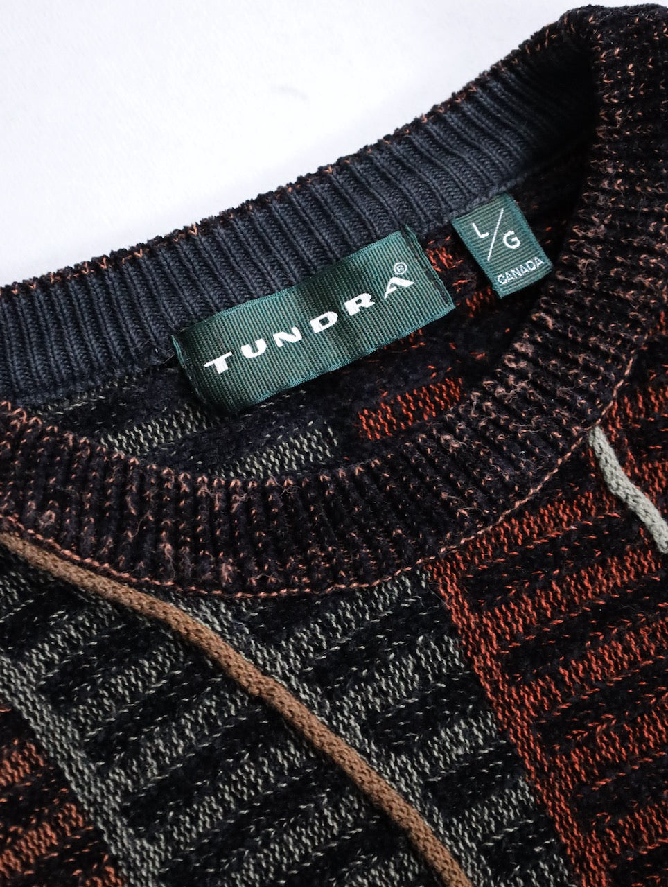 TUNDRA 3D knit sweater black