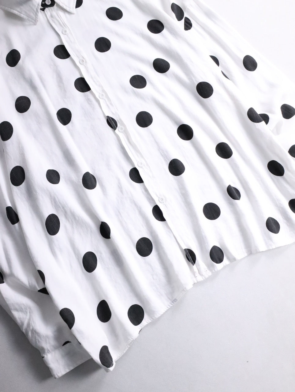rayon nylon dot shirt white-black
