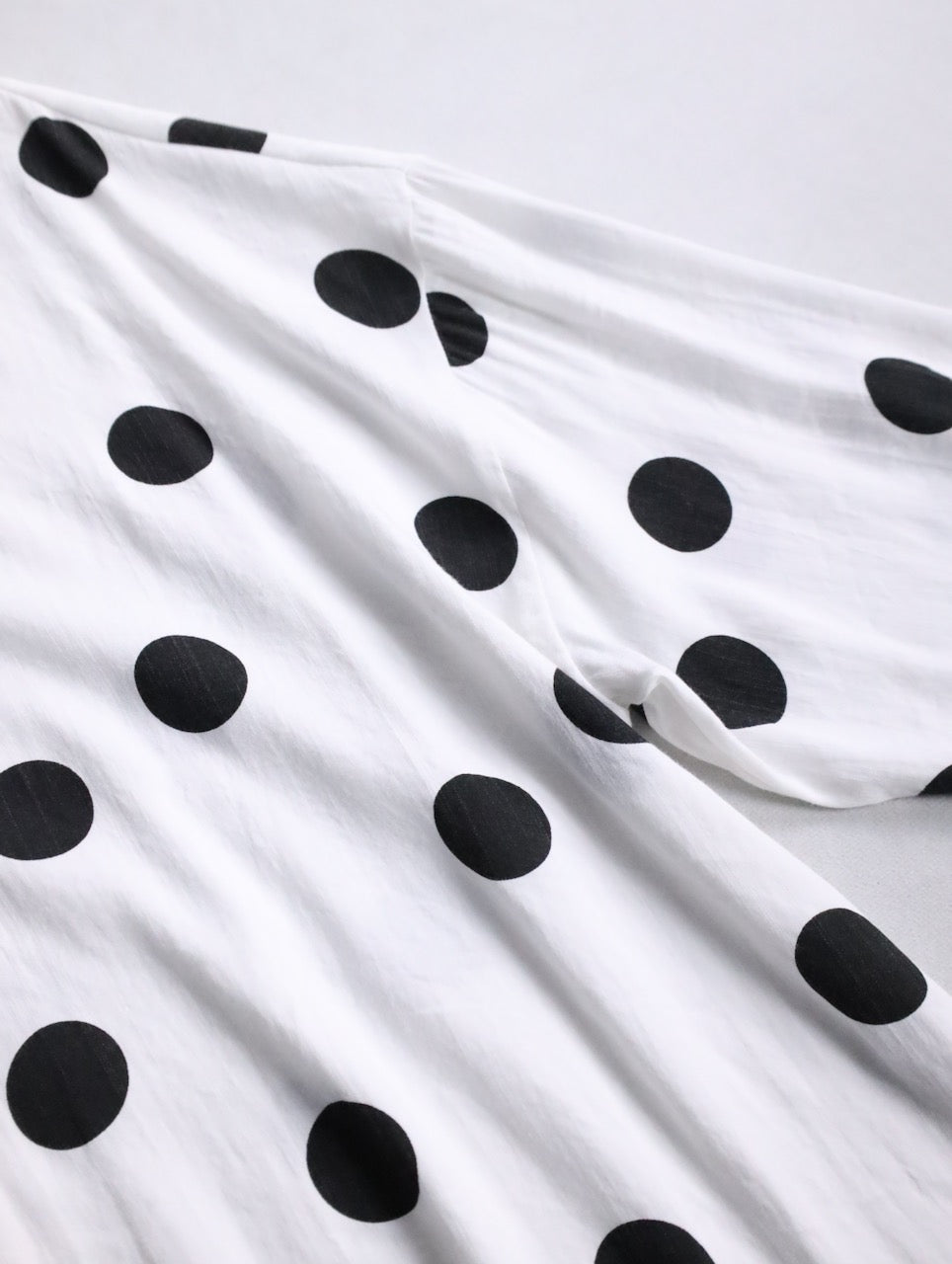 rayon nylon dot shirt white-black