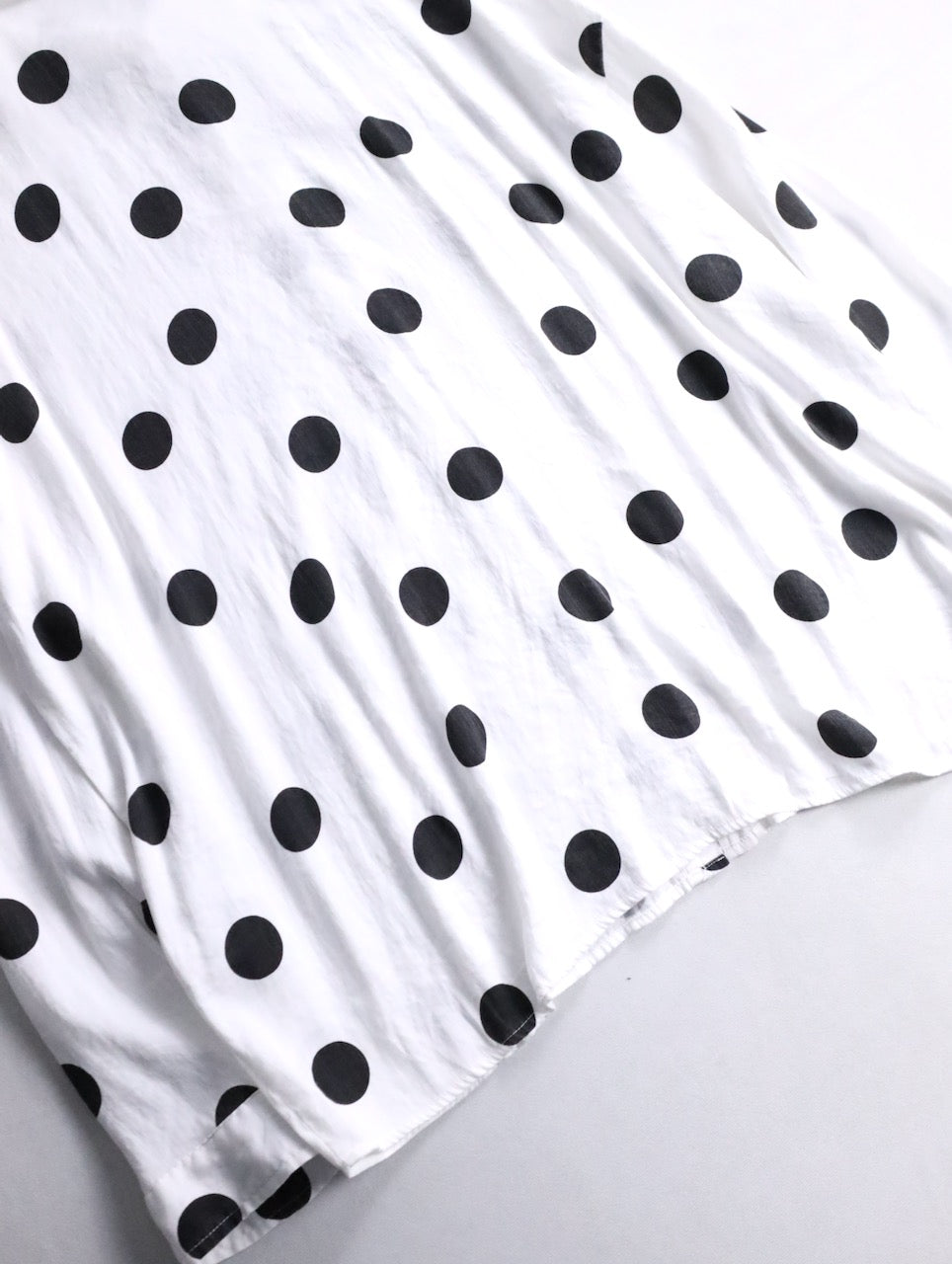 rayon nylon dot shirt white-black