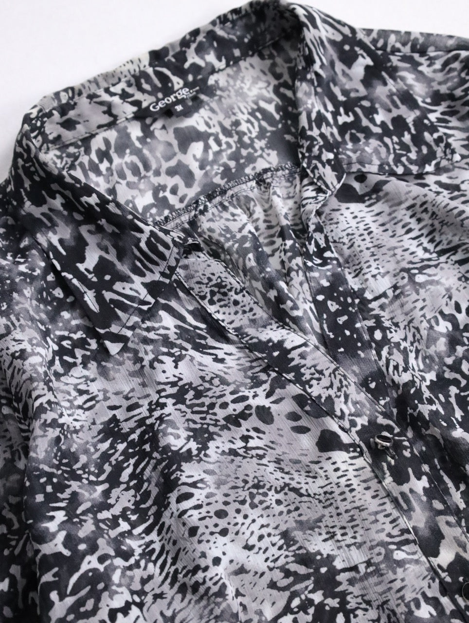 GEORGE all-over pattern s/s sheer shirt black-gray-white