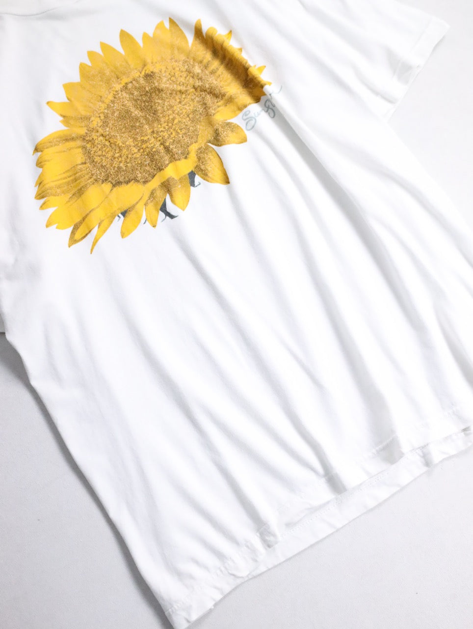 00s sunflower print tee white