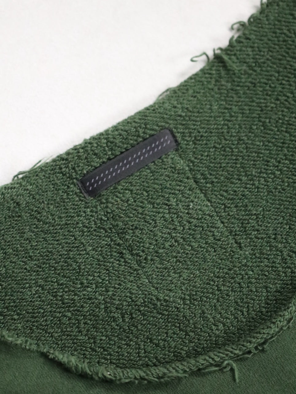 bishool cut design sweat tee olive green