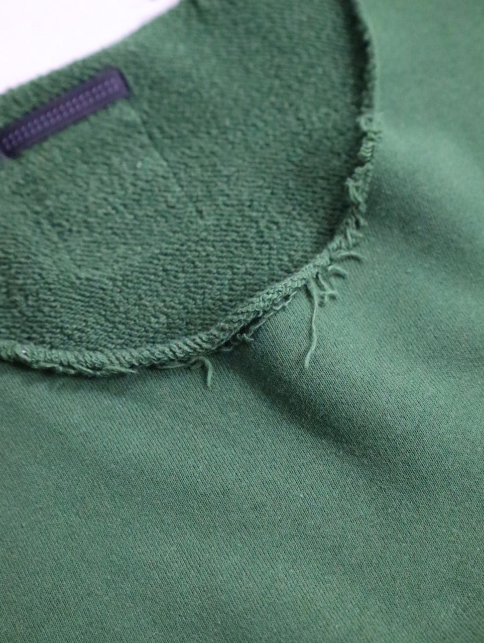 bishool cut design sweat tee olive green