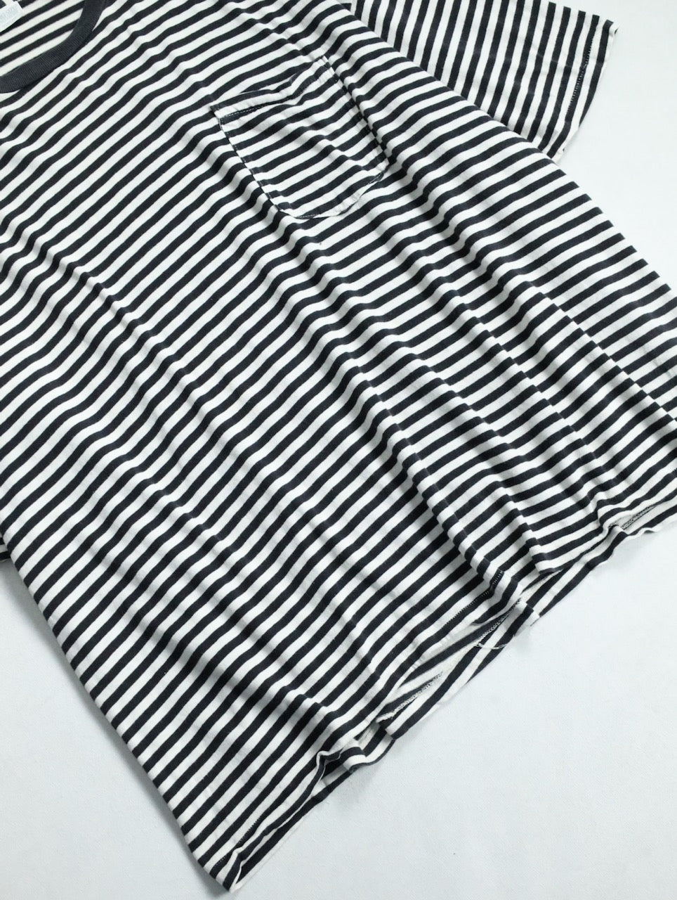 KING SIZE striped one pocket  tee white-black