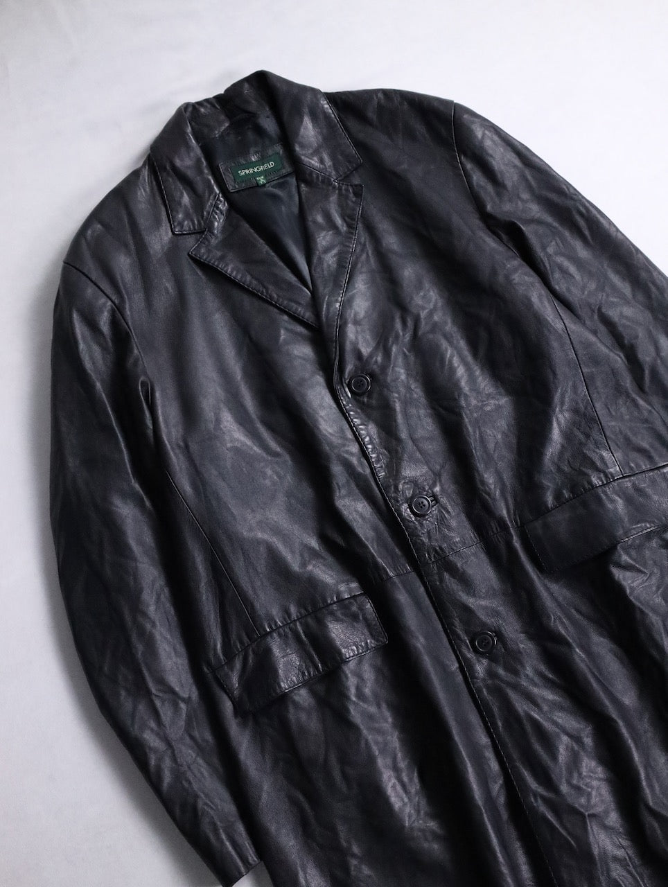 middle length lether coat black
