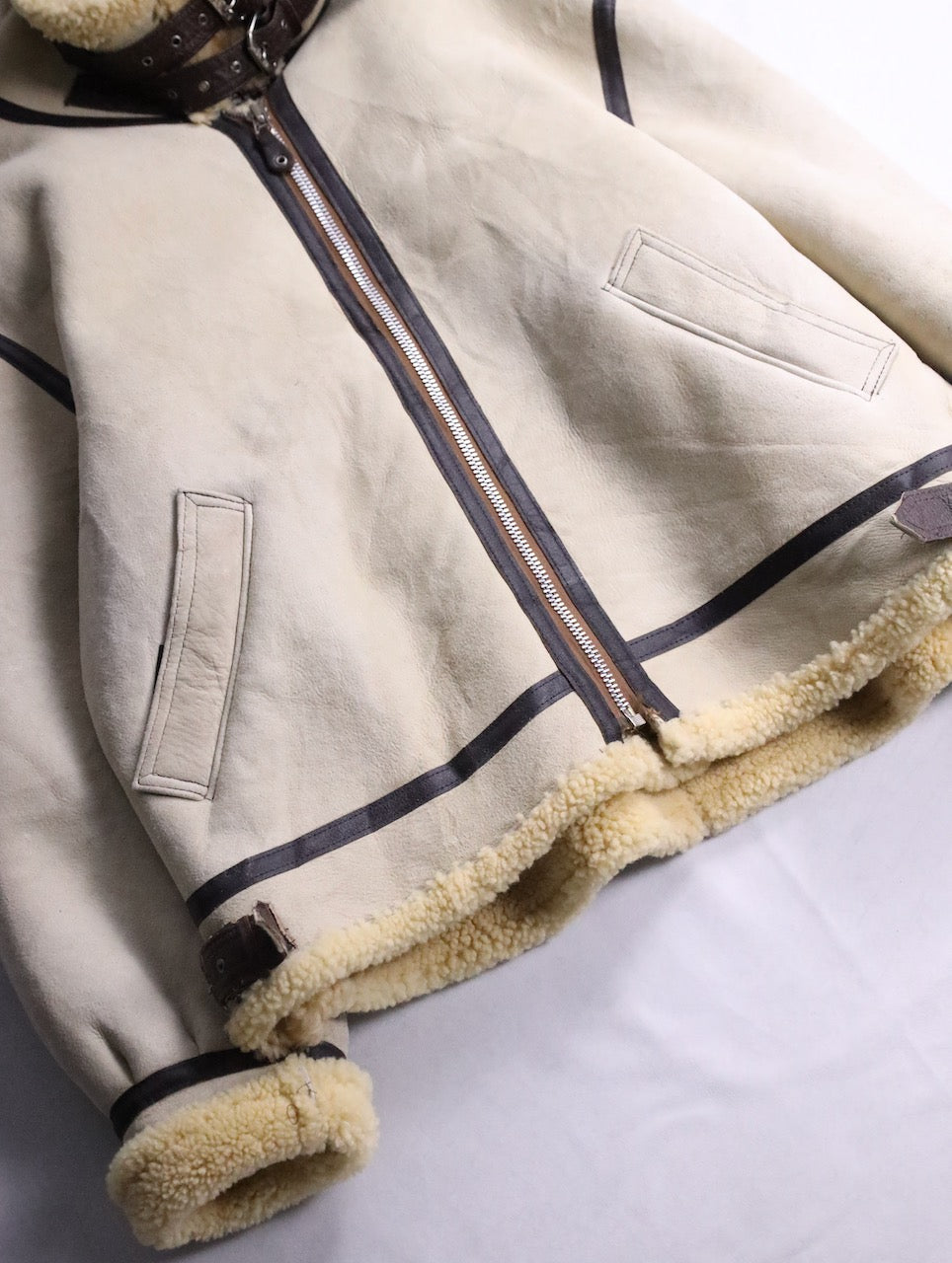 AVIREX TYPE B-3 sheep skin jacket lightbeige