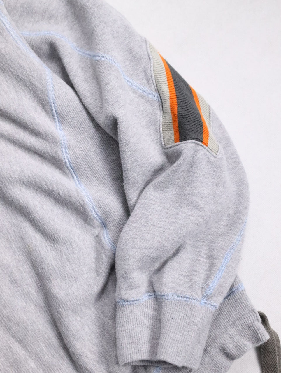 FASETASM arm line half button hoodie gray