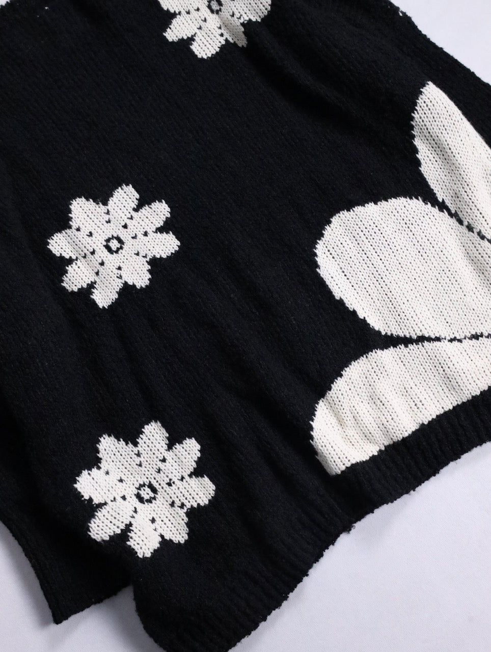 90s DRIES VAN NOTEN flower knit sweater black-white