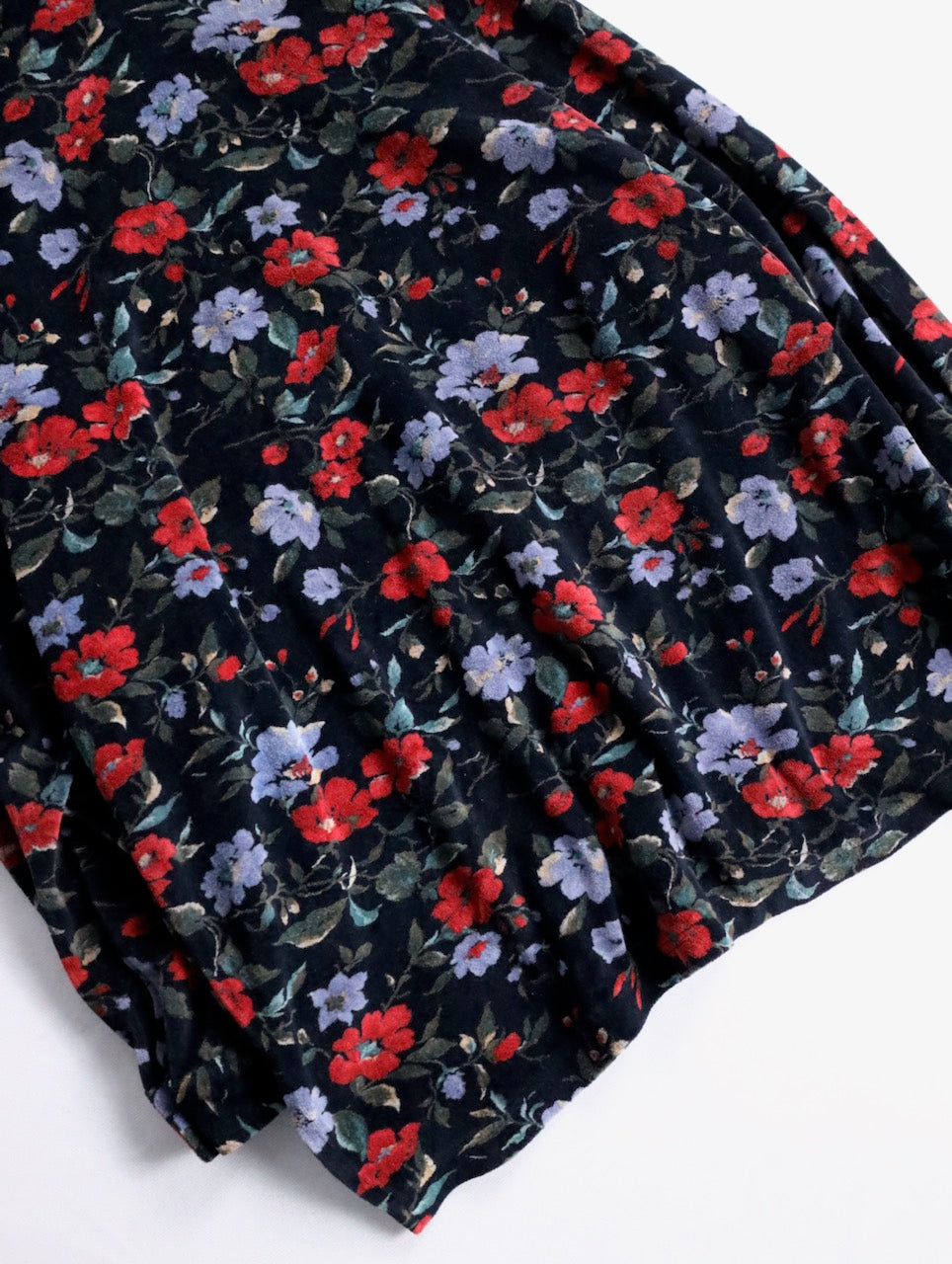 90s flower pile shirt multi