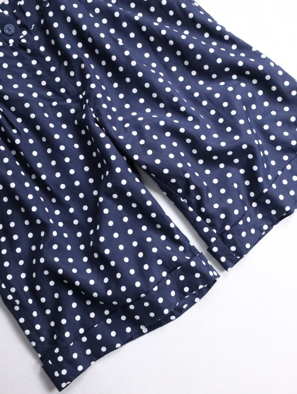 dot 1tuck short pants navy-white