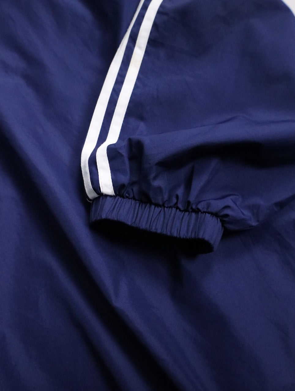 90s ADIDAS nylon touch hooded pull darknavy