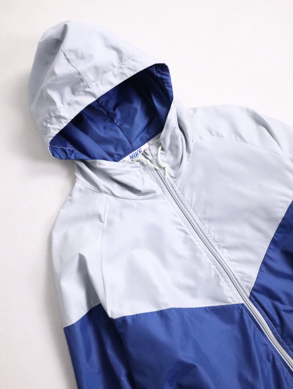 70-80s NIKE 2tone nylon hooded jacket silver-blue