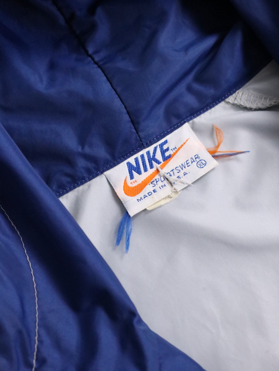 70-80s NIKE 2tone nylon hooded jacket silver-blue