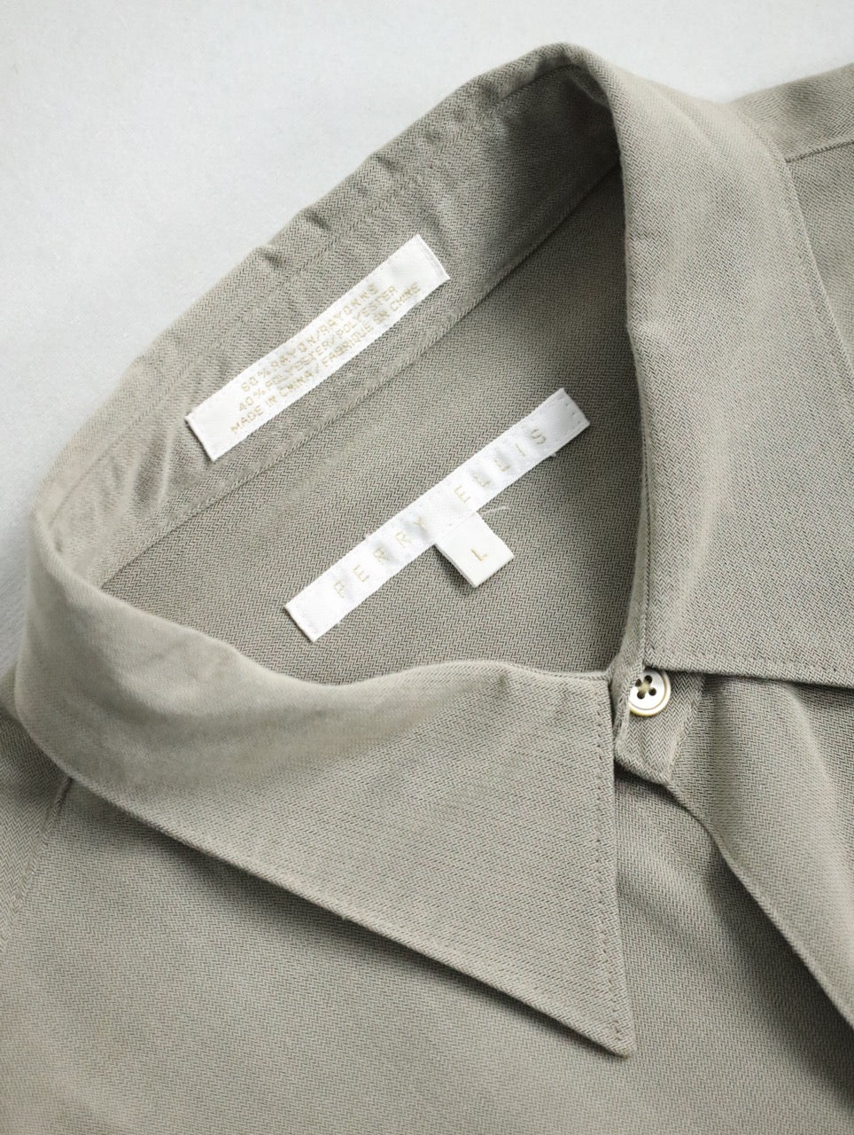 Perry Ells rayon poly shirt greige
