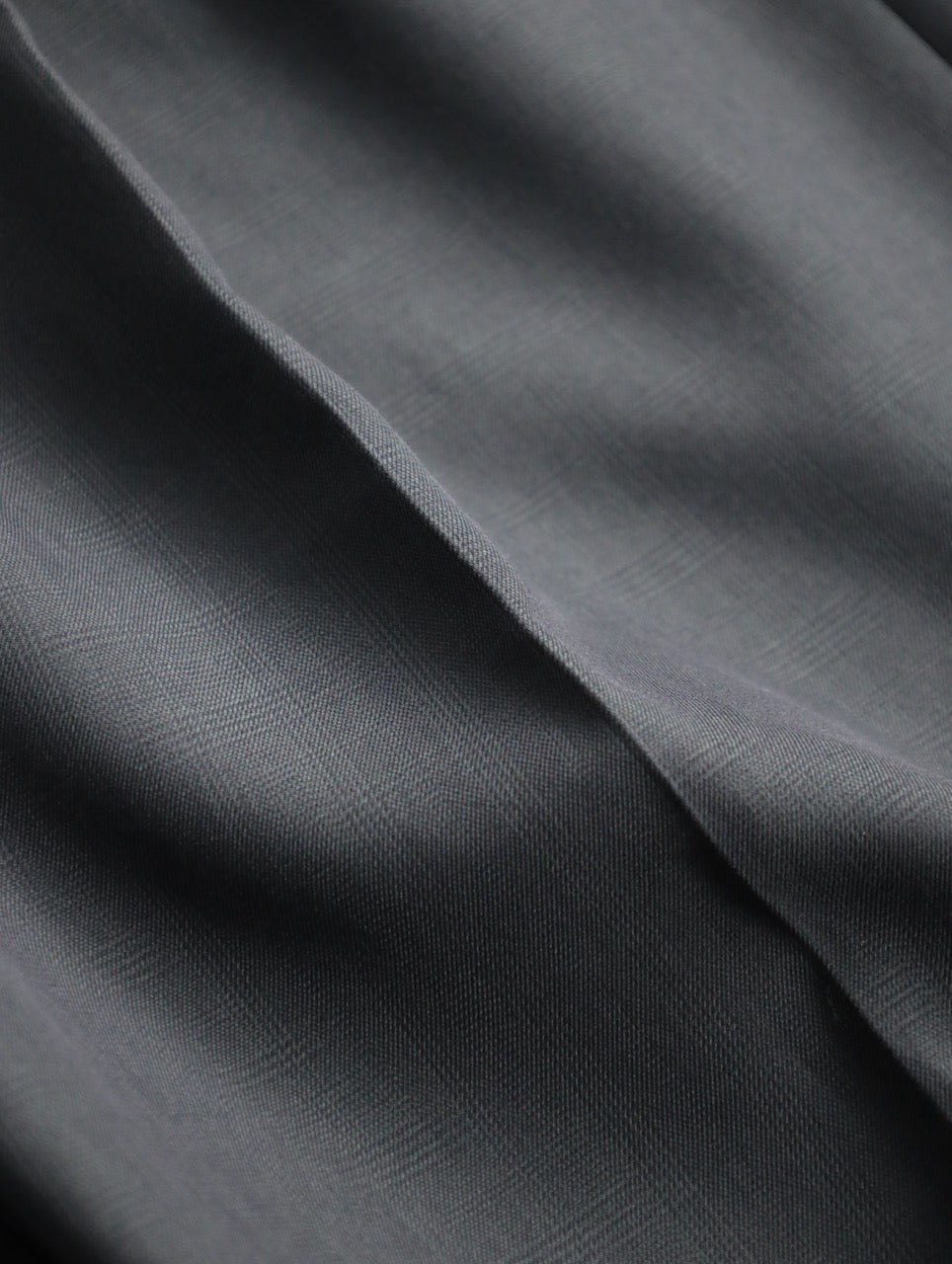 claiborne 2tuck check slacks darkgray