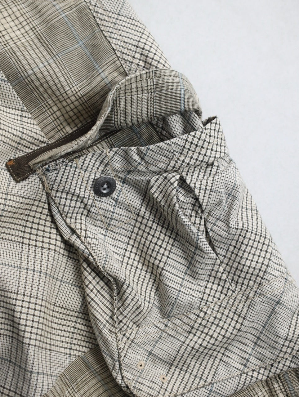multi check cargo half pants white-brown-lihgtblue