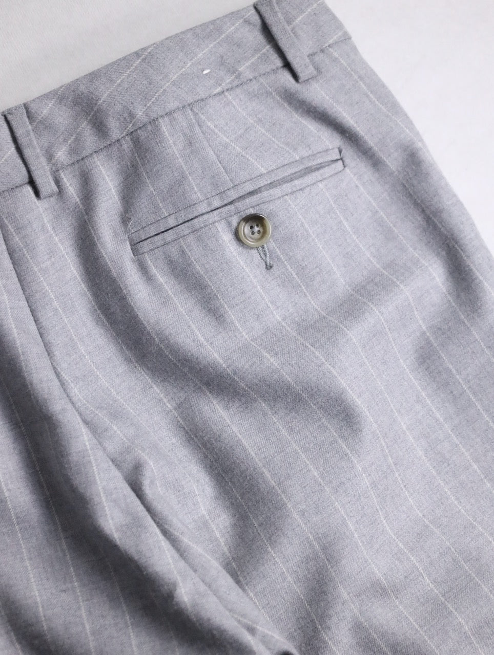 banana republic stripe notuck slacks lightgray-white