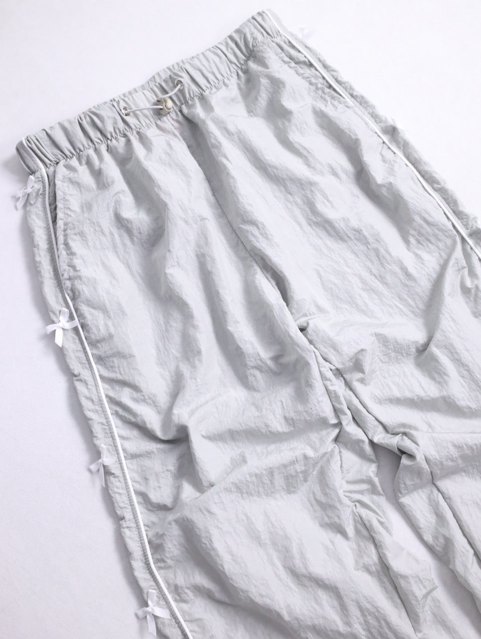 ribbon design wrinkle nylon easy pants lightgray-white