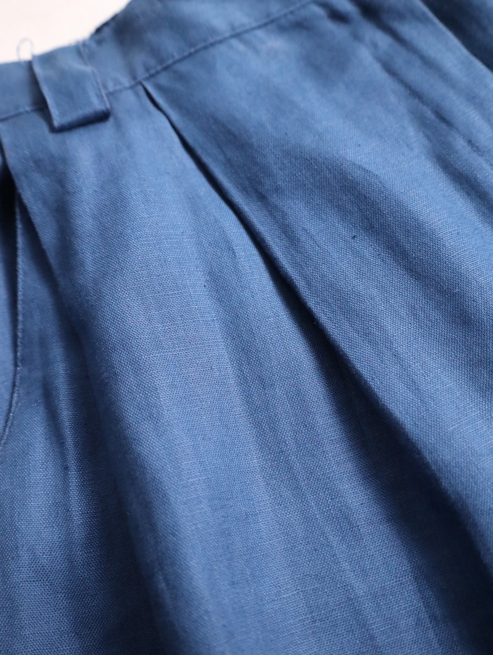 2tuck linen shots navy