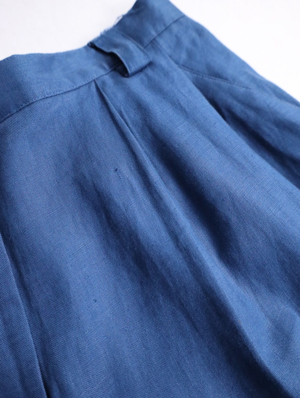 2tuck linen shots navy