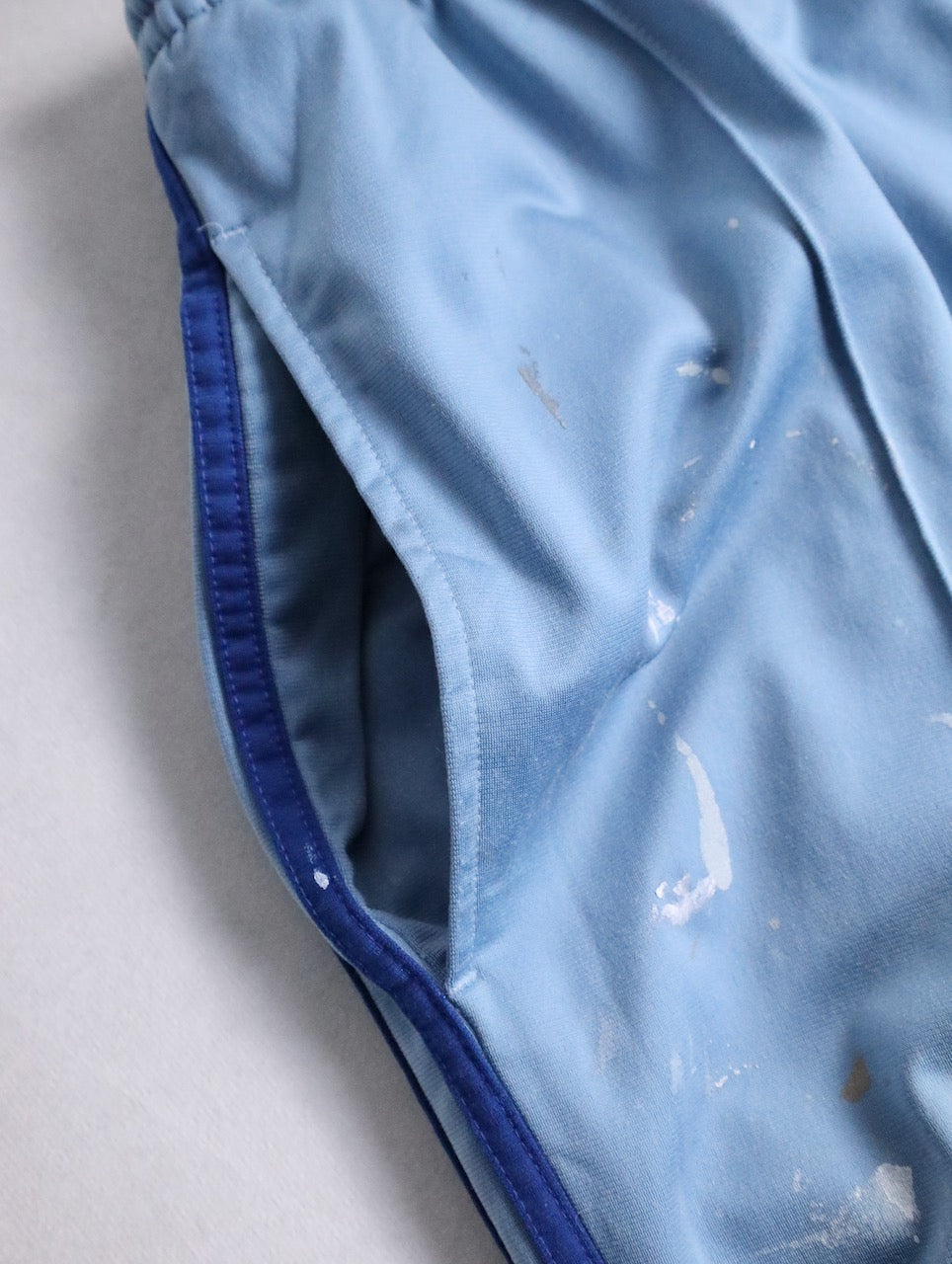 90s adidas painted line pants ligthblue