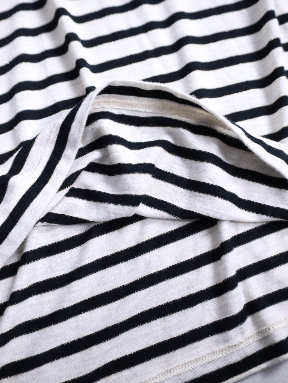 lame border L/S cutsew white-black
