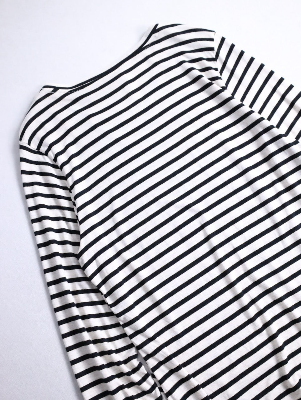 lame border L/S cutsew white-black