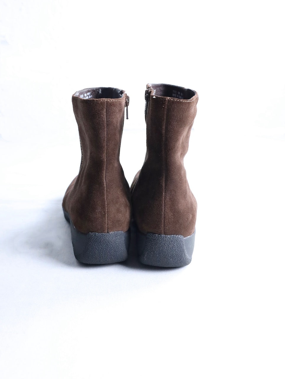 Clarks suede boot brown