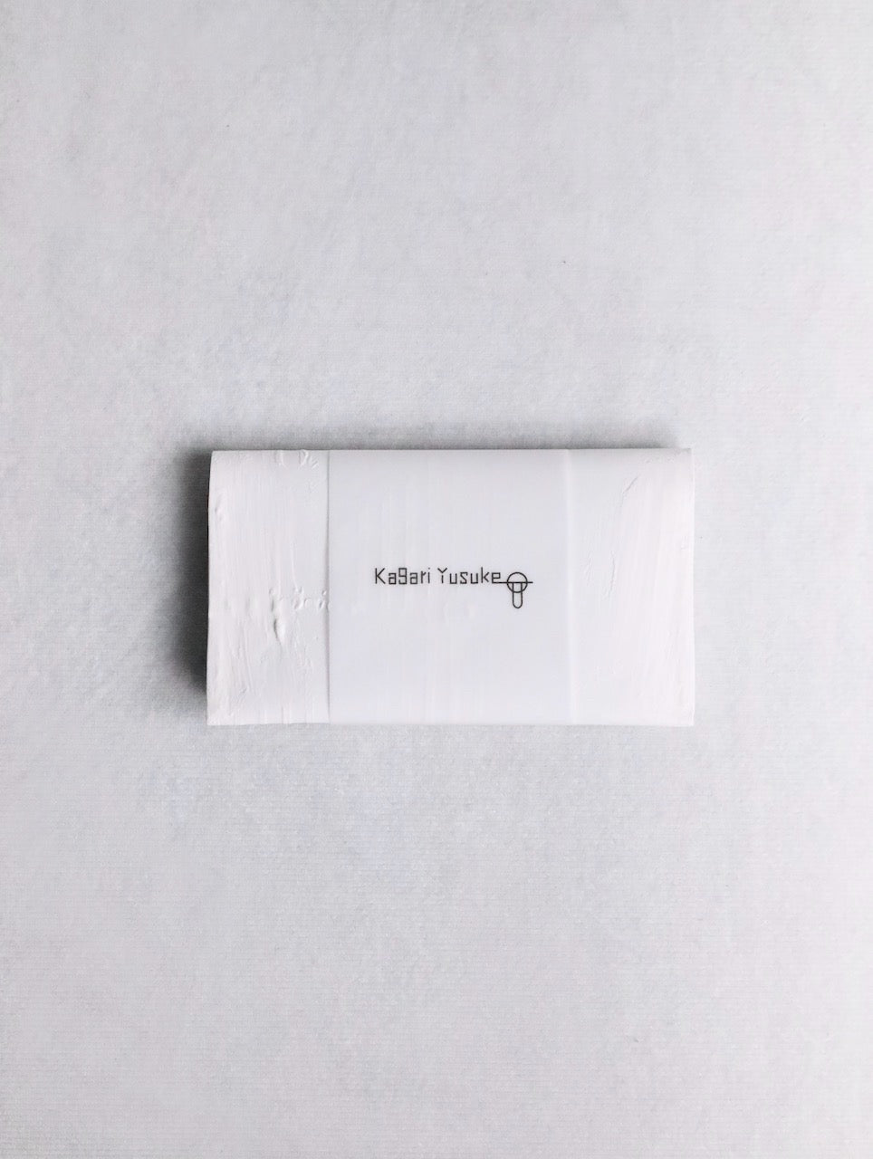 kagari yusuke business card holder white