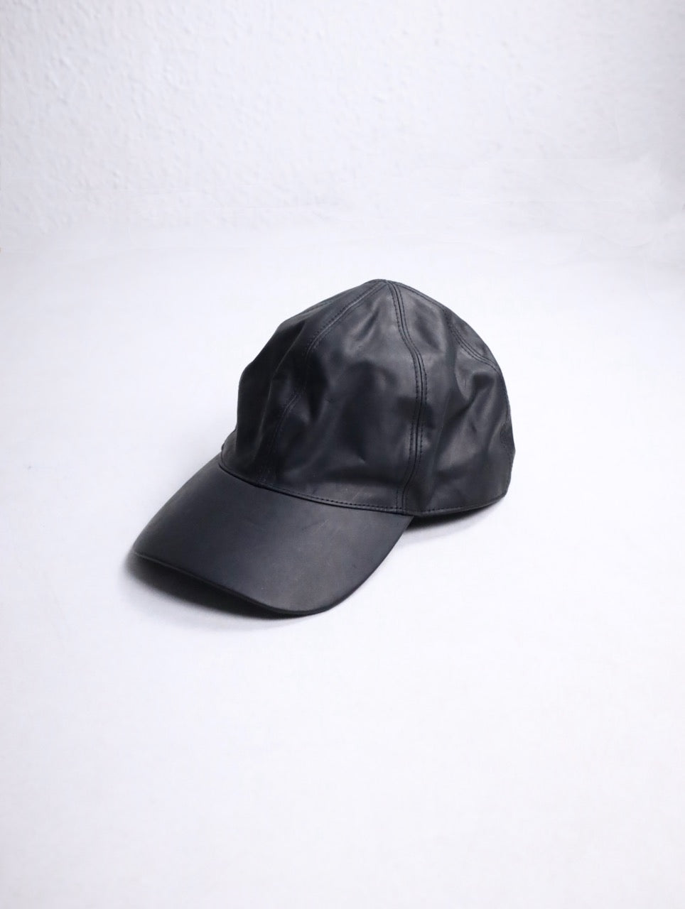 PRASTHANA GUIDI calf leather cap black