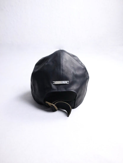 PRASTHANA GUIDI calf leather cap black